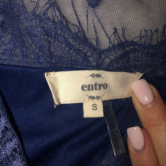 Dress - Picture 3 of 3